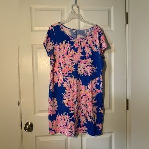 Lilly Pulitzer Short Sleeve knee length Dress